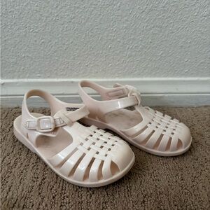 Target Girls' Jelly Sandals in Pale Pink